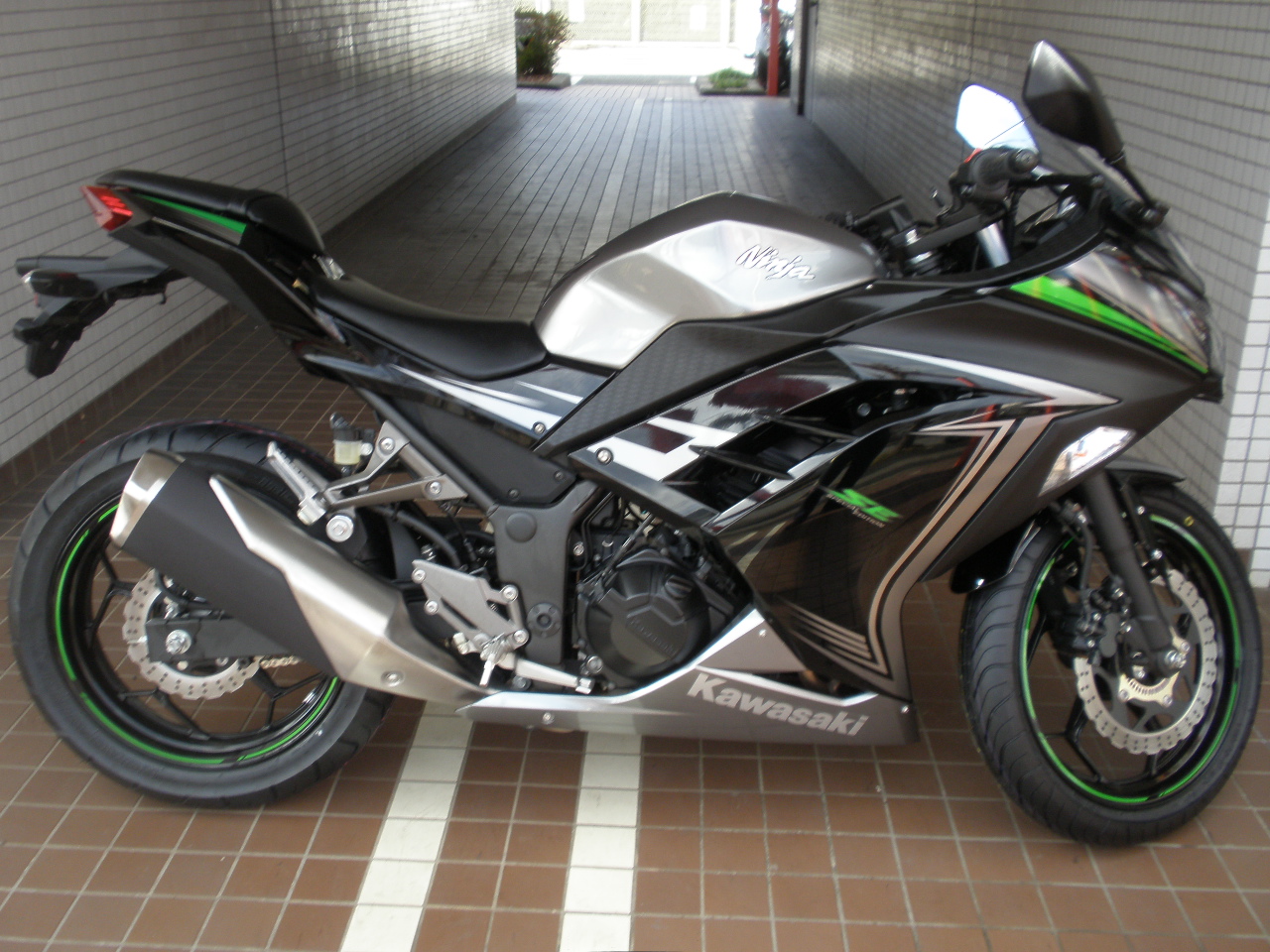 Mitukenさん専用 千葉市美浜区引き渡しイオンバイク美品STREET R